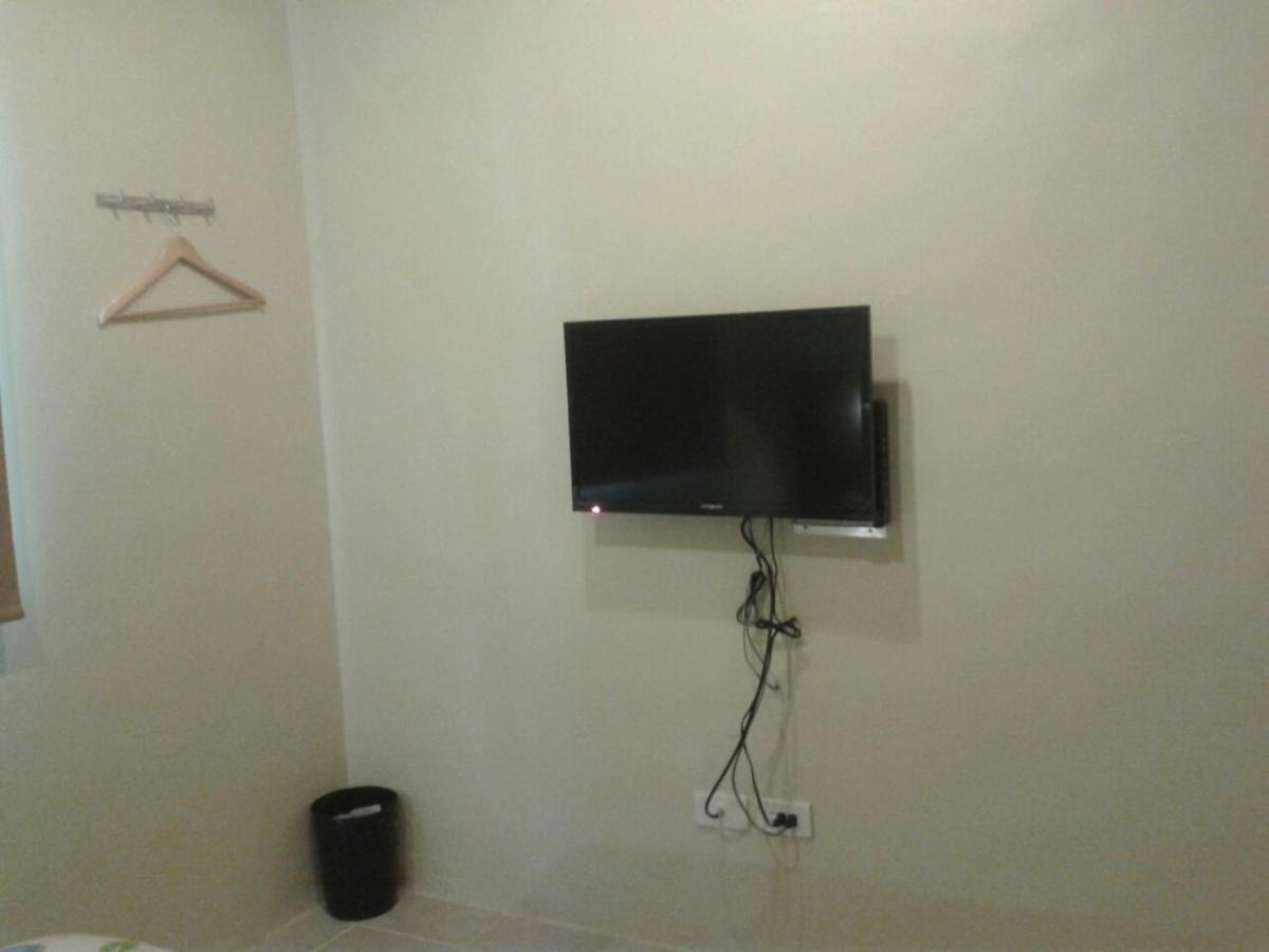11Th Street Bed And Breakfast Bacolod Habitación foto